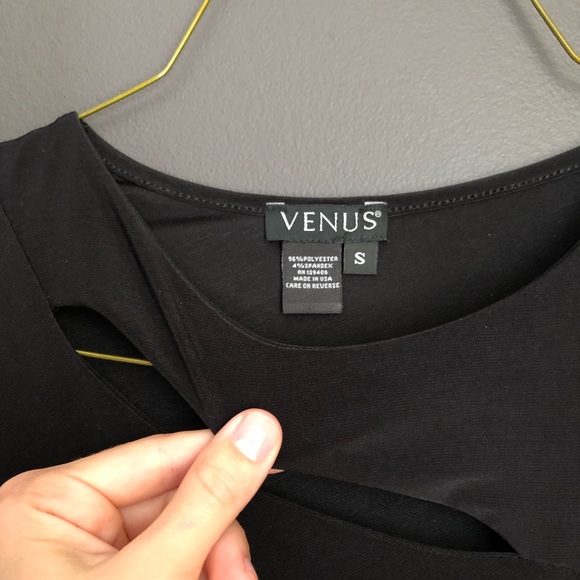 NEW Long Sleeve Cut-Out Dress - Picture 4 of 4